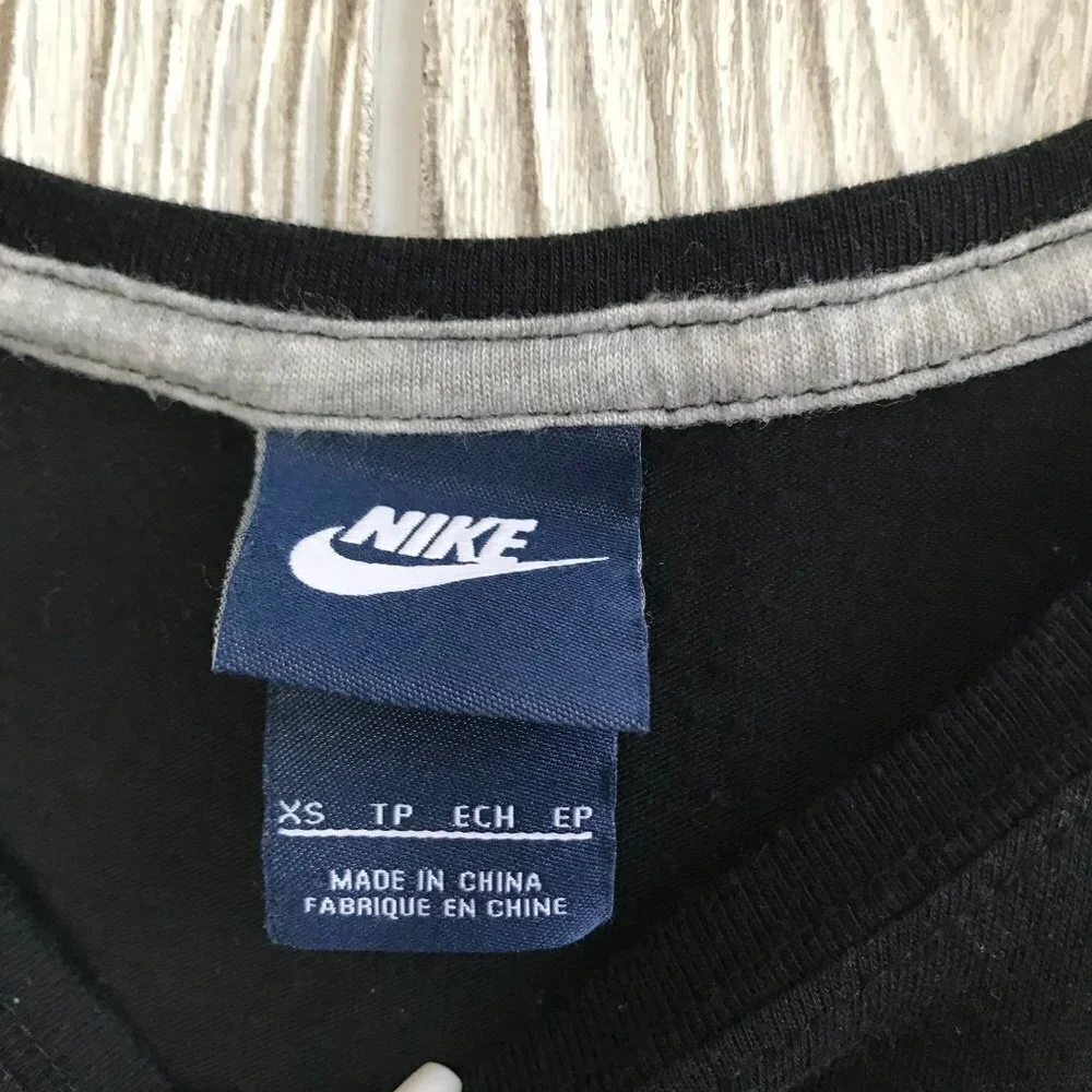 Nike women racer